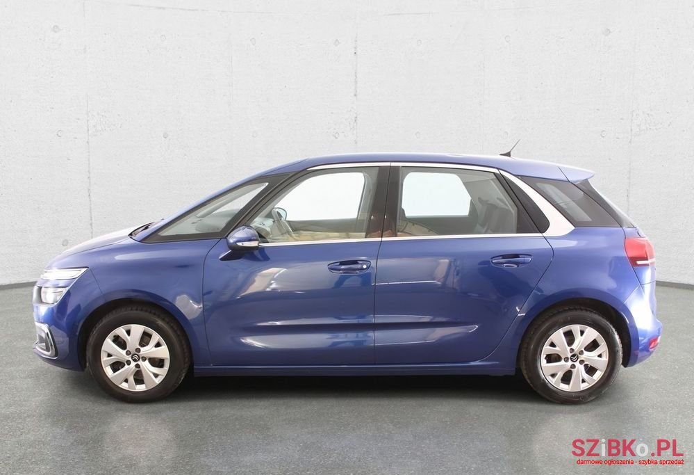 2016' Citroen C4 Picasso photo #3
