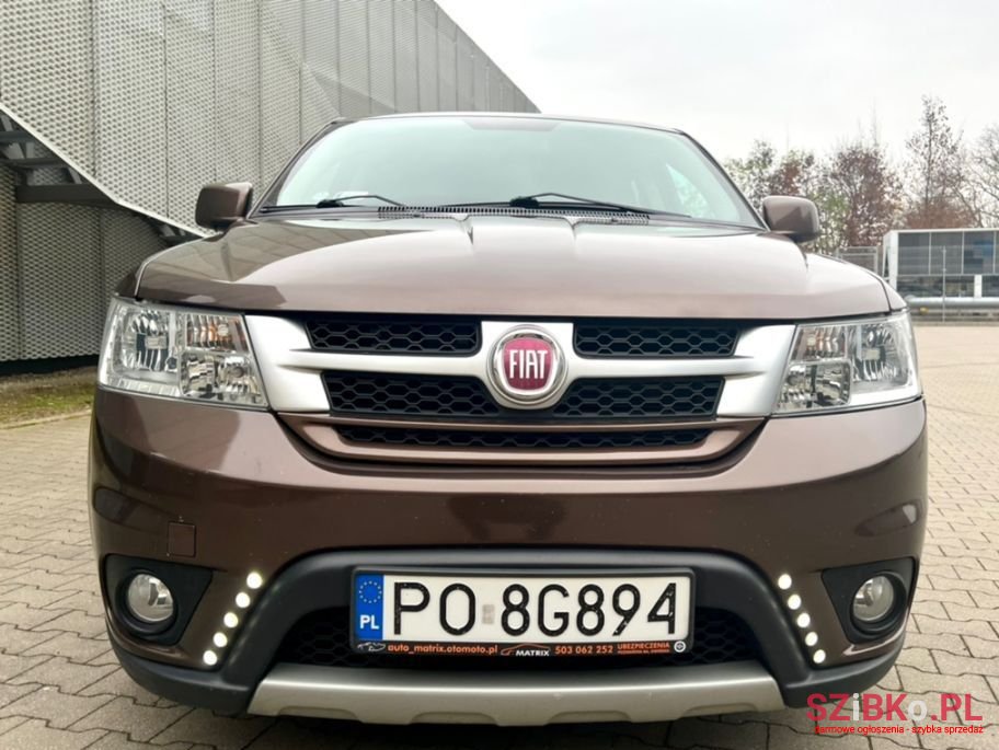 2012' Fiat Freemont photo #3