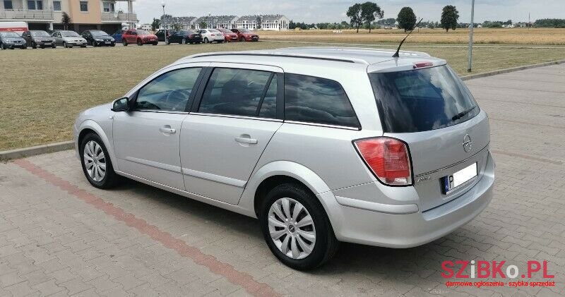2005' Opel Astra photo #3