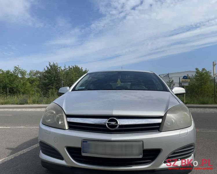 2005' Opel Astra photo #4