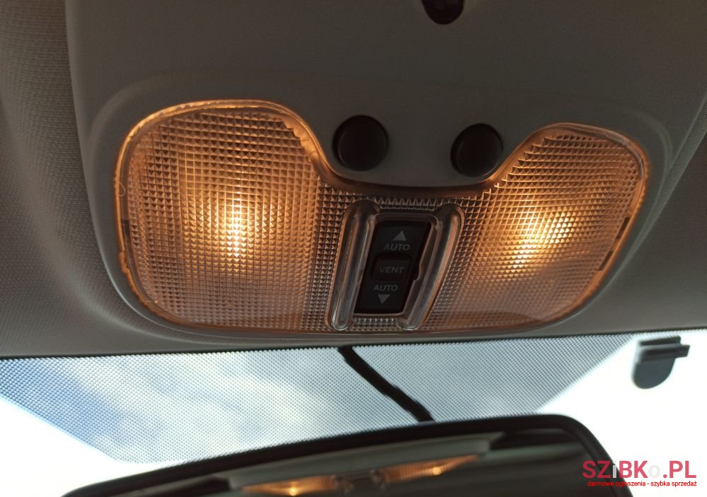 2011' Jeep Compass photo #4