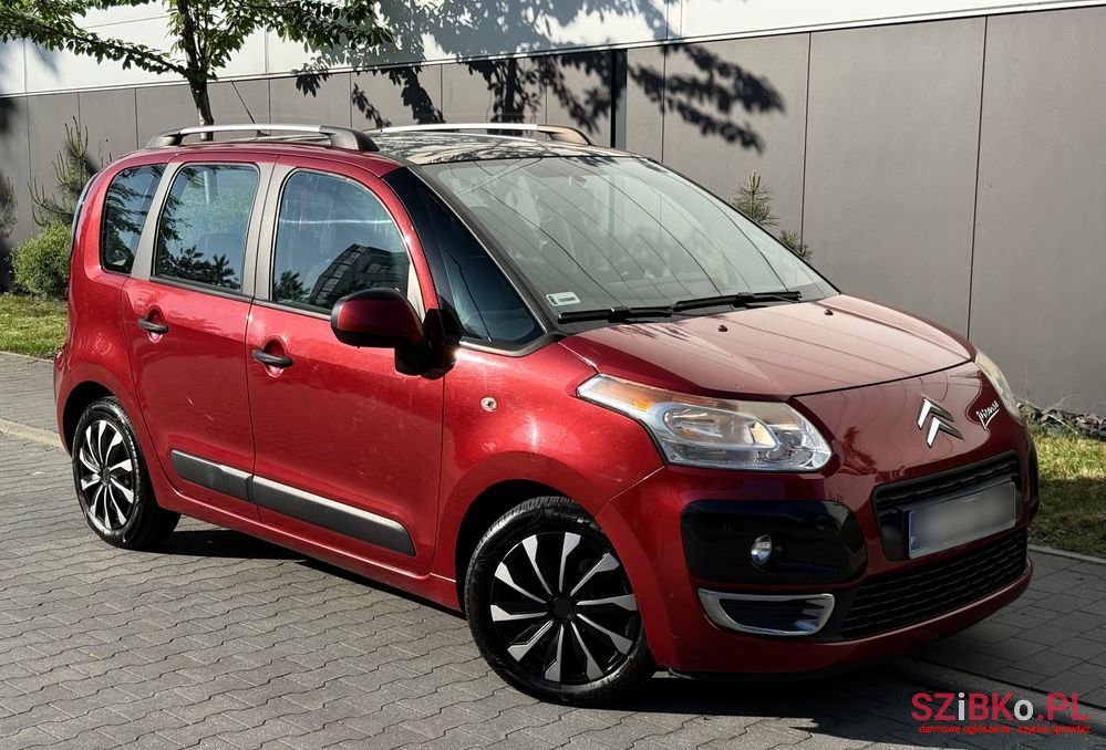 2009' Citroen C3 Picasso photo #2