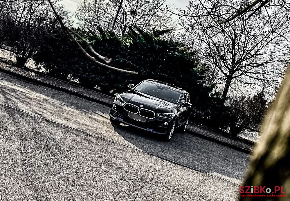 2019' BMW X2 Sdrive18D Advantage photo #6