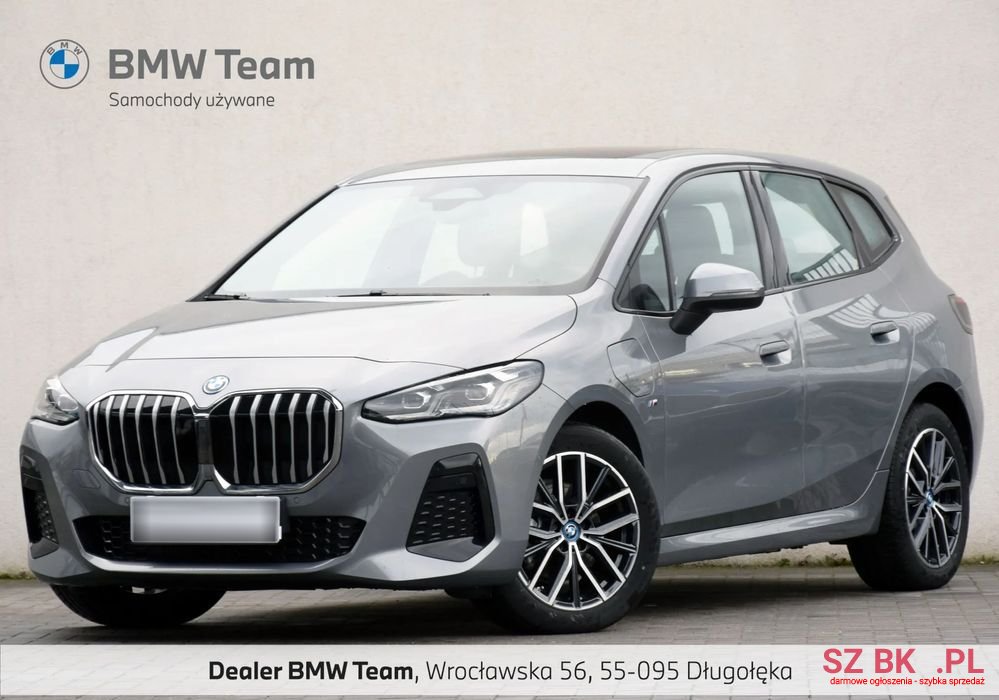 2023' BMW 2 Series photo #1