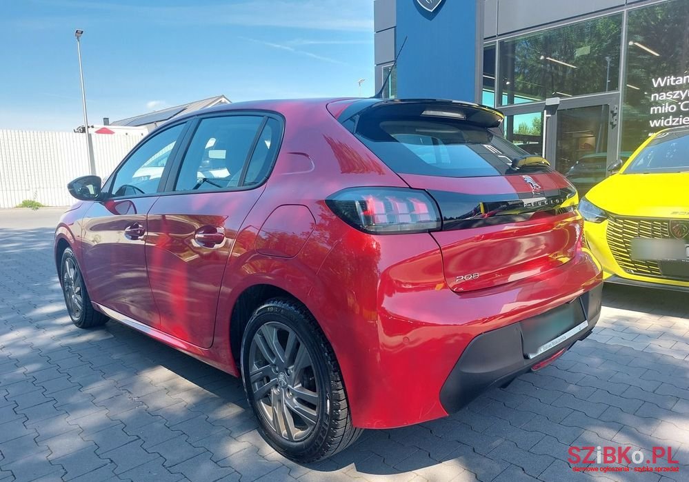 2022' Peugeot 208 photo #3