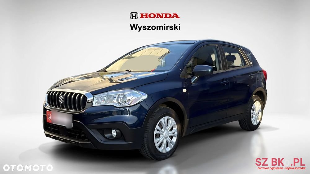 2019' Suzuki SX4 photo #1