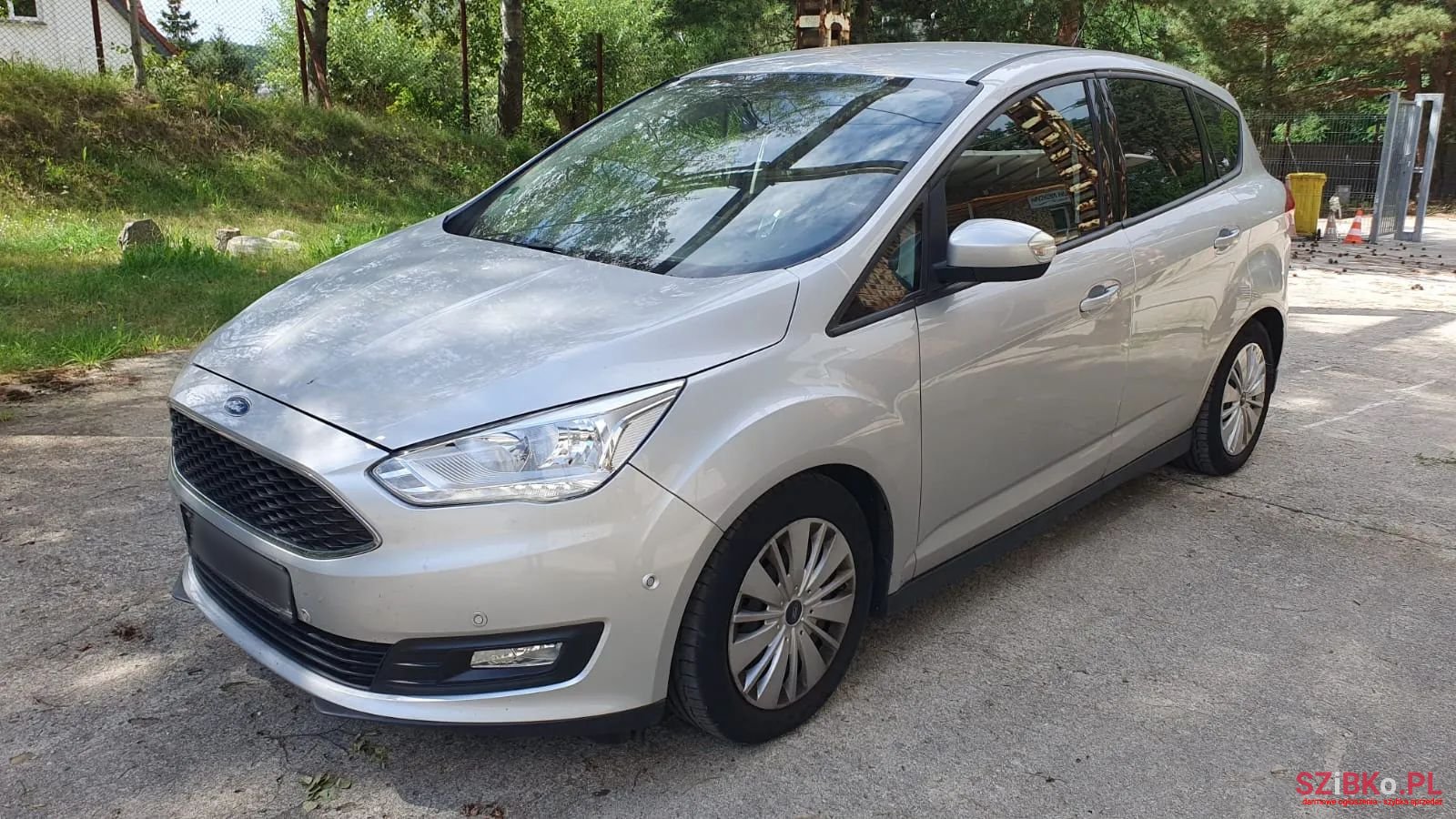 2016' Ford C-MAX photo #1