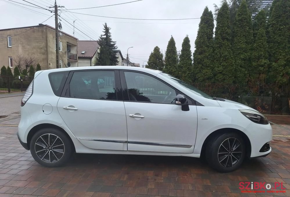 2013' Renault Scenic photo #4