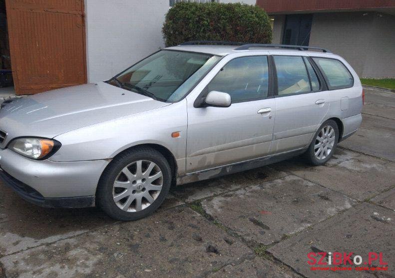 1999' Nissan Primera photo #1