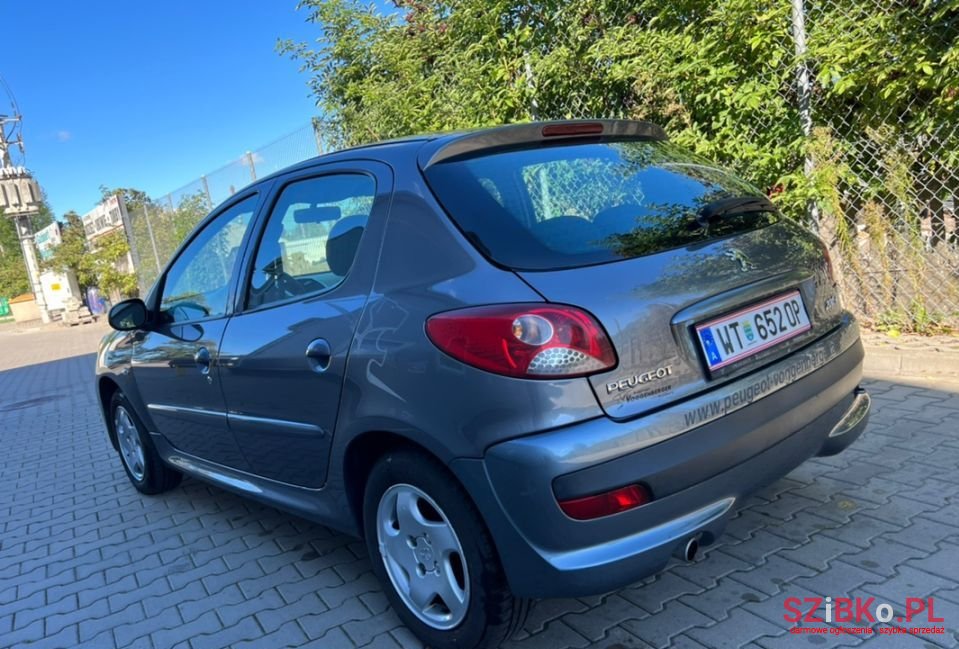 2009' Peugeot 206 Plus photo #2