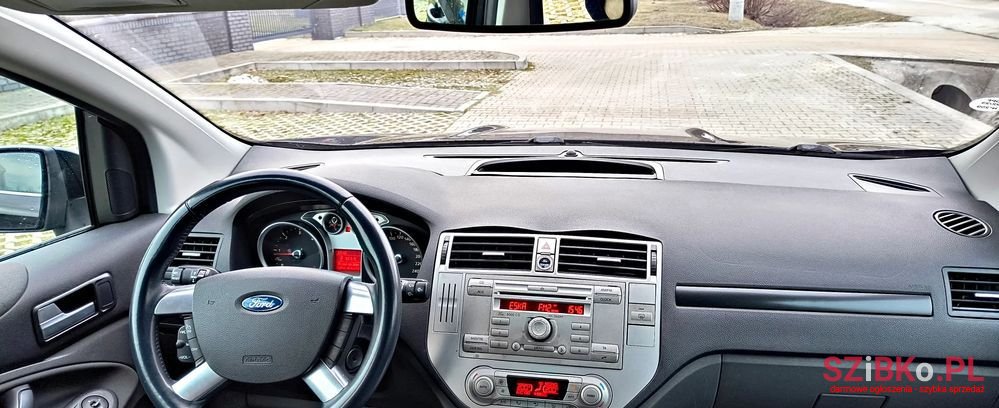 2009' Ford Kuga photo #5