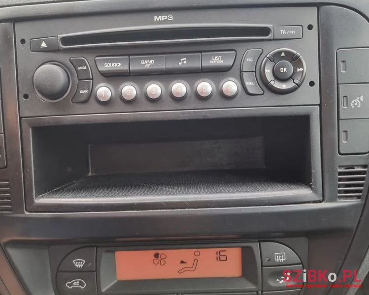2009' Citroen C2 1.4 Vtr photo #5