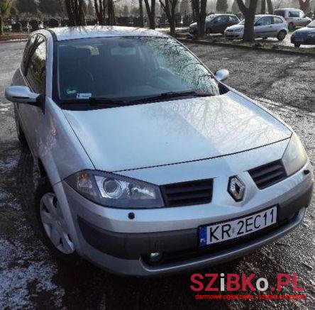 2005' Renault Megane photo #2