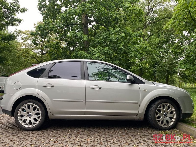 2007' Ford Focus photo #4