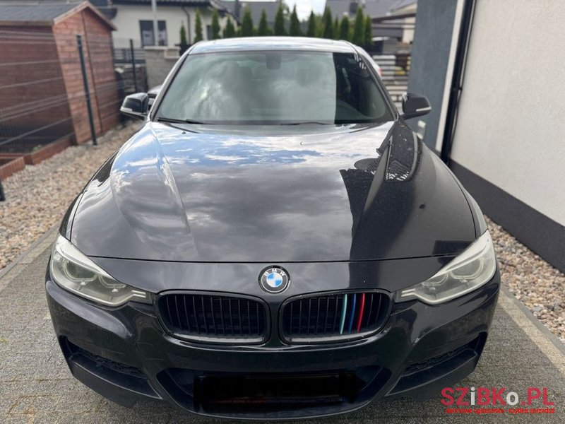 2014' BMW 3 Series 335I photo #3