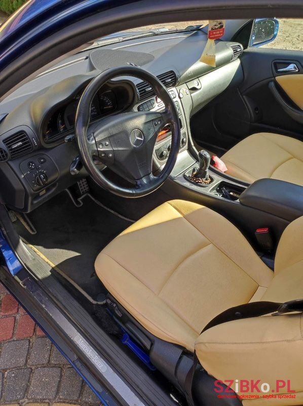 2003' Mercedes-Benz C-Class photo #6