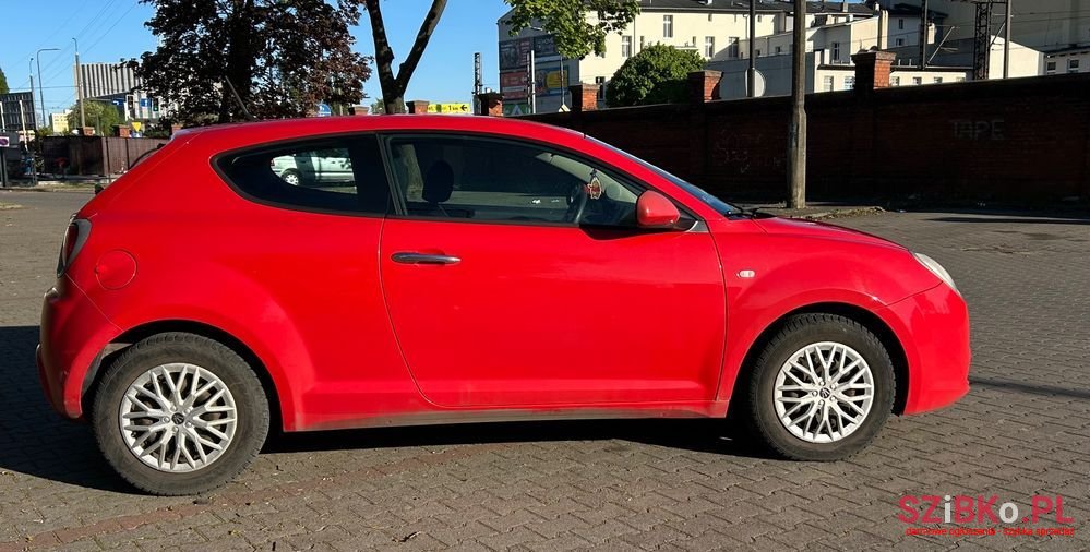 2009' Alfa Romeo MiTo photo #3