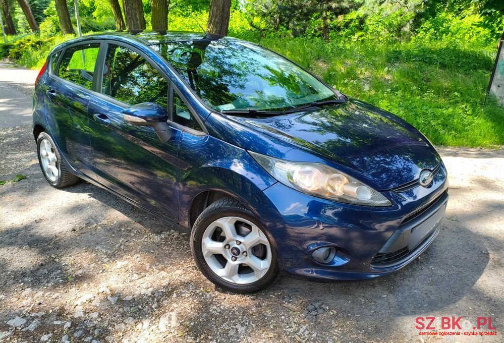 2010' Ford Fiesta 1.25 Trend Eu5 photo #3