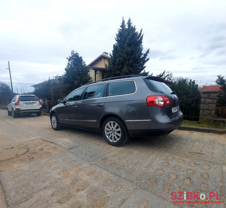 2006' Volkswagen Passat photo #2