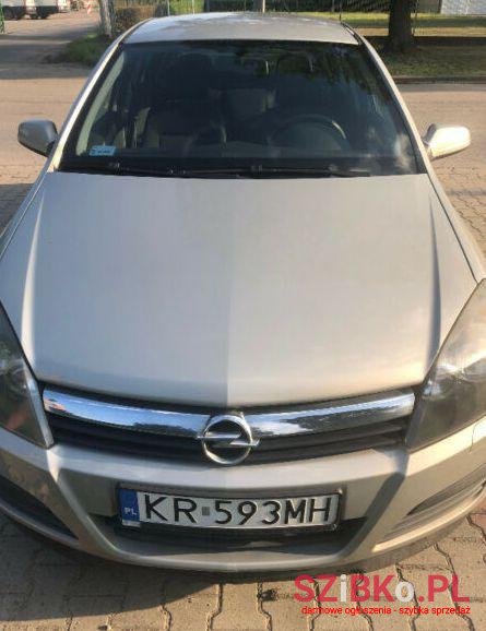 2006' Opel Astra photo #1