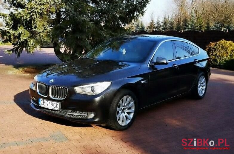 2010' BMW Seria 5 photo #1