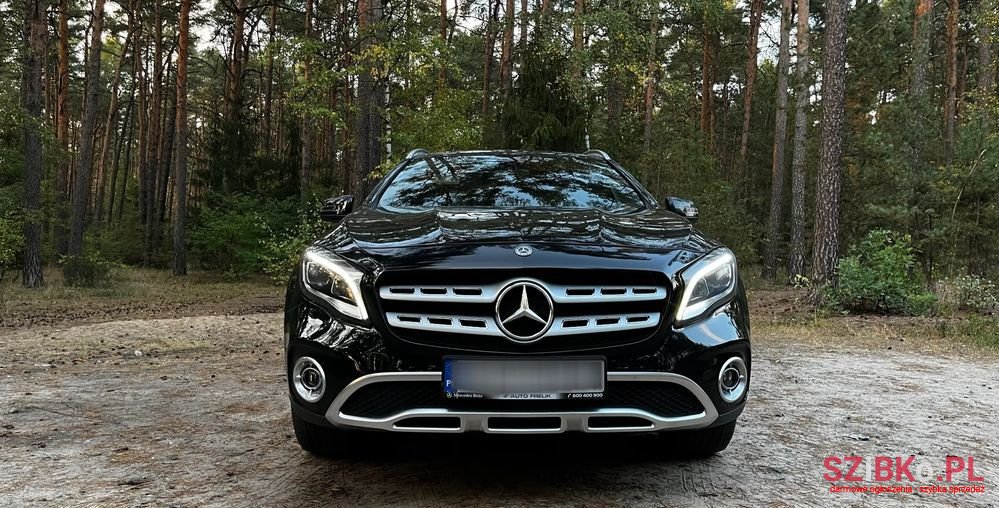 2018' Mercedes-Benz GLA photo #4