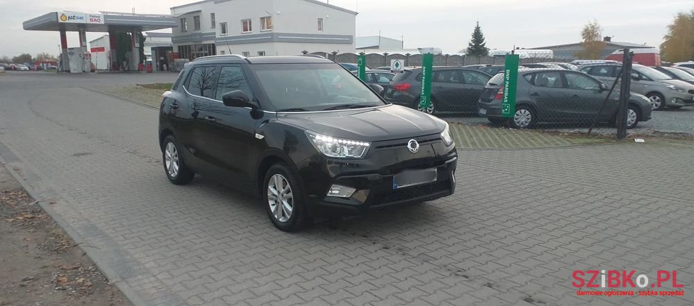 2015' SsangYong Tivoli photo #3