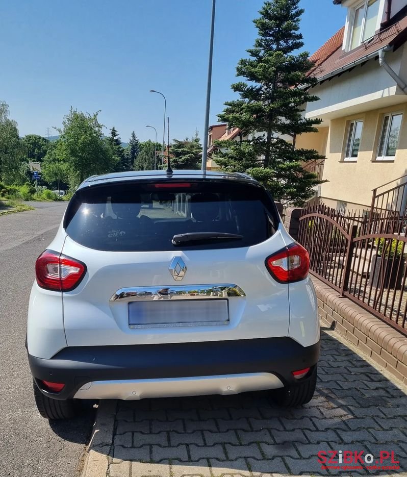 2016' Renault Captur photo #5