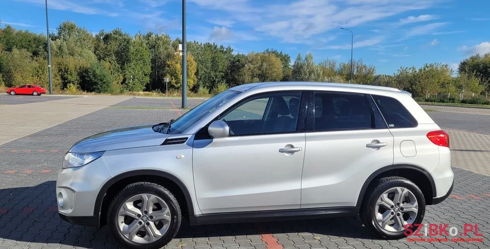 2015' Suzuki Vitara 1.6 Elegance 2Wd photo #2