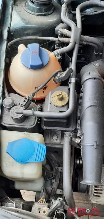 2001' Volkswagen Bora photo #4