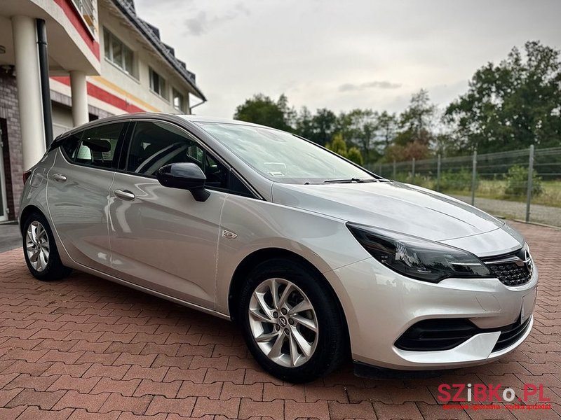 2021' Opel Astra V 1.2 T Elegance S&S photo #1