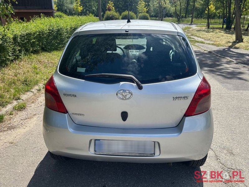 2006' Toyota Yaris 1.3 photo #4