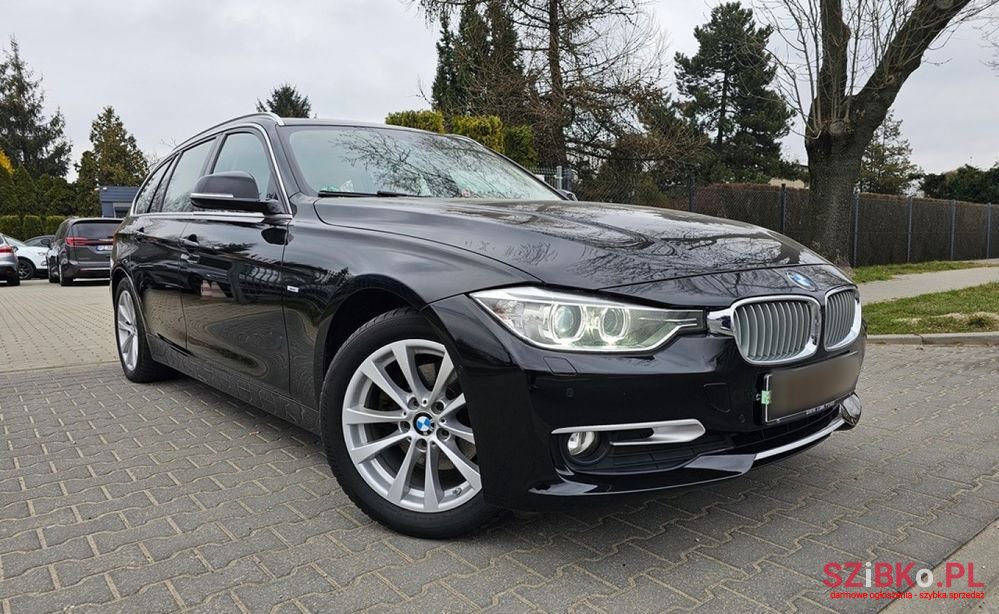 2012' BMW 3 Series photo #3