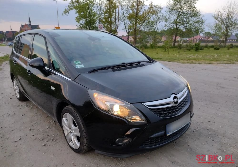 2015' Opel Zafira 1.6 Cdti Cosmo photo #1