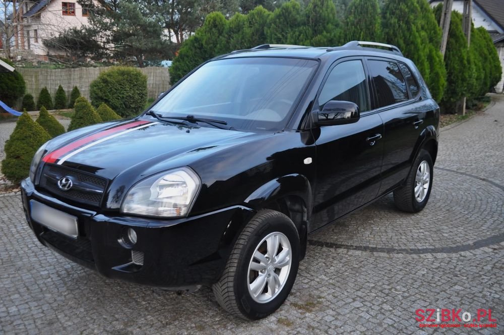 2006' Hyundai Tucson 2.0 Comfort 2Wd photo #3
