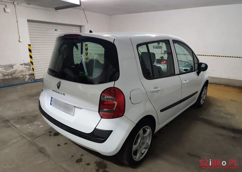 2011' Renault Modus photo #5