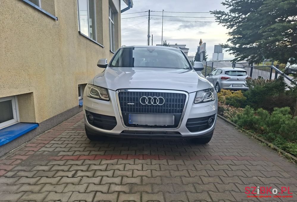 2010' Audi Q5 2.0 Tdi Quattro photo #3