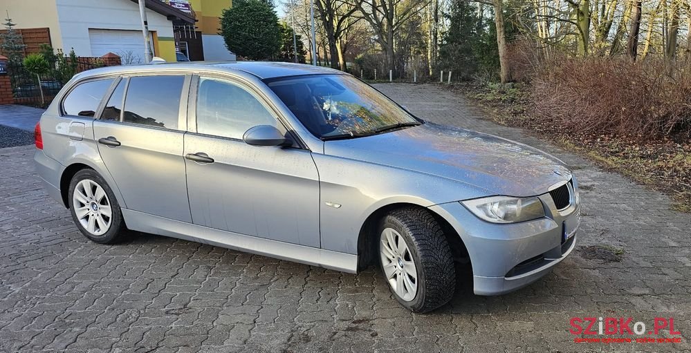 2006' BMW 3 Series 320I photo #1