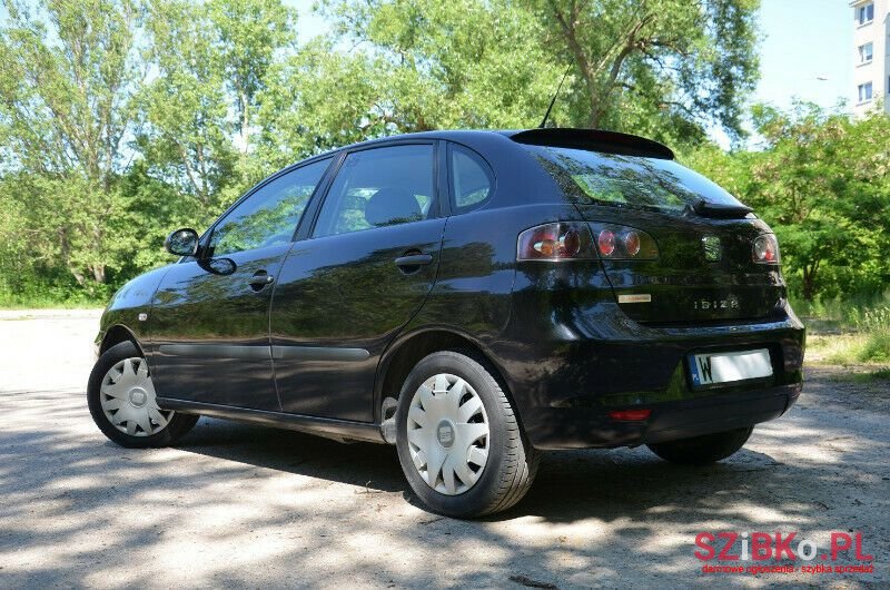 2009' SEAT Ibiza photo #5