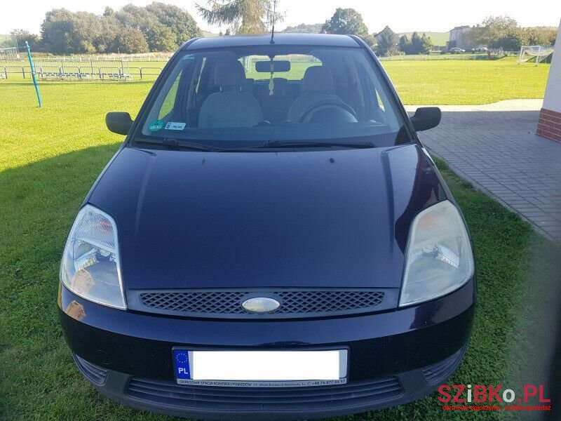 2002' Ford Fiesta photo #5