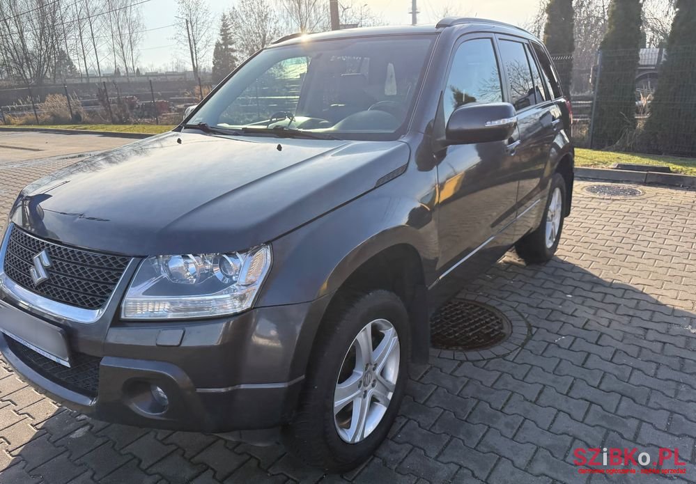 2008' Suzuki Grand Vitara photo #3