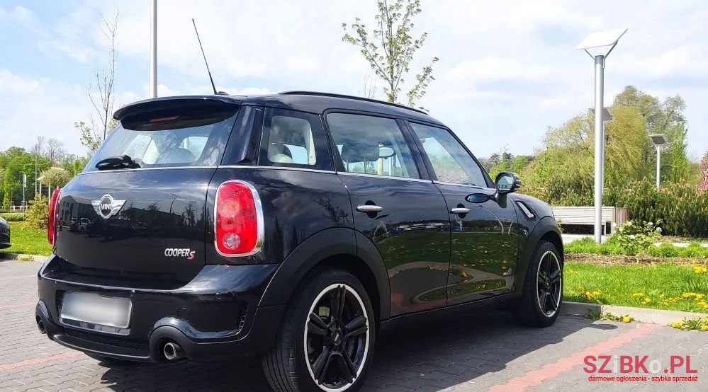 2011' MINI Countryman photo #5