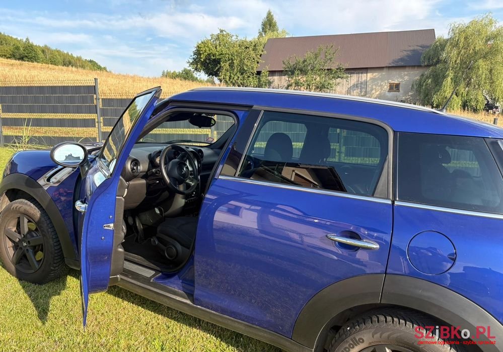 2015' MINI Countryman Cooper photo #2