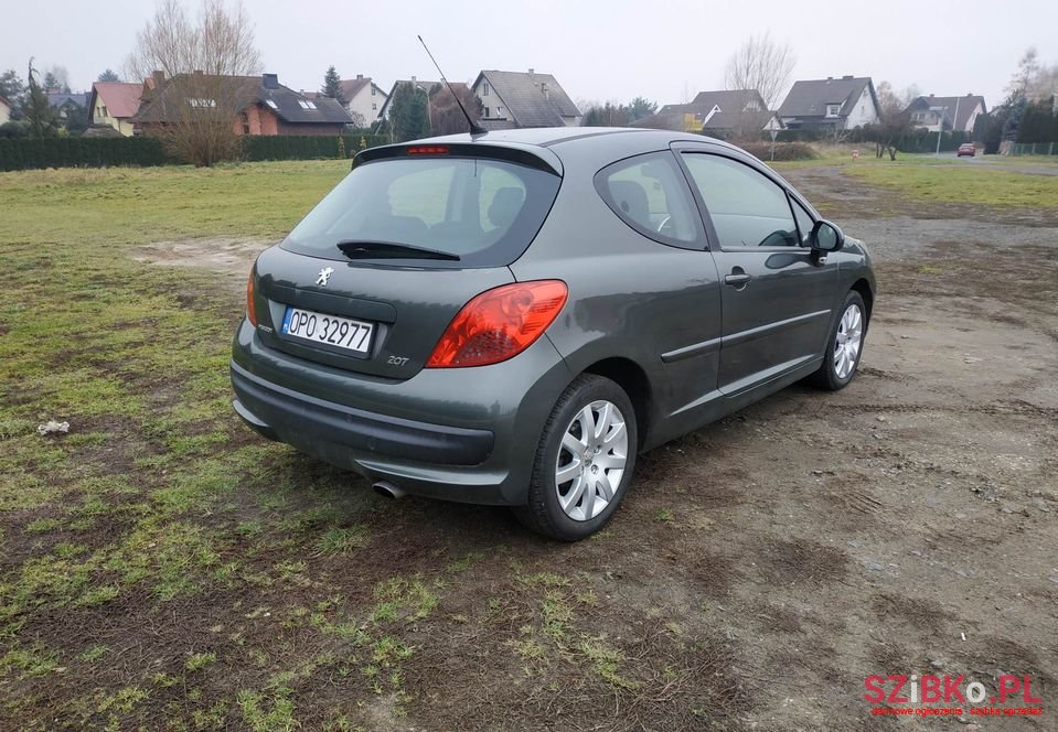 2007' Peugeot 207 photo #6