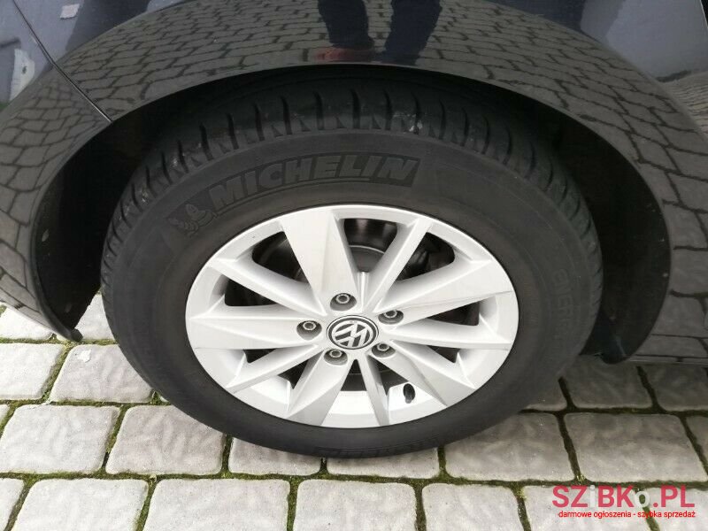 2013' Volkswagen Golf photo #2