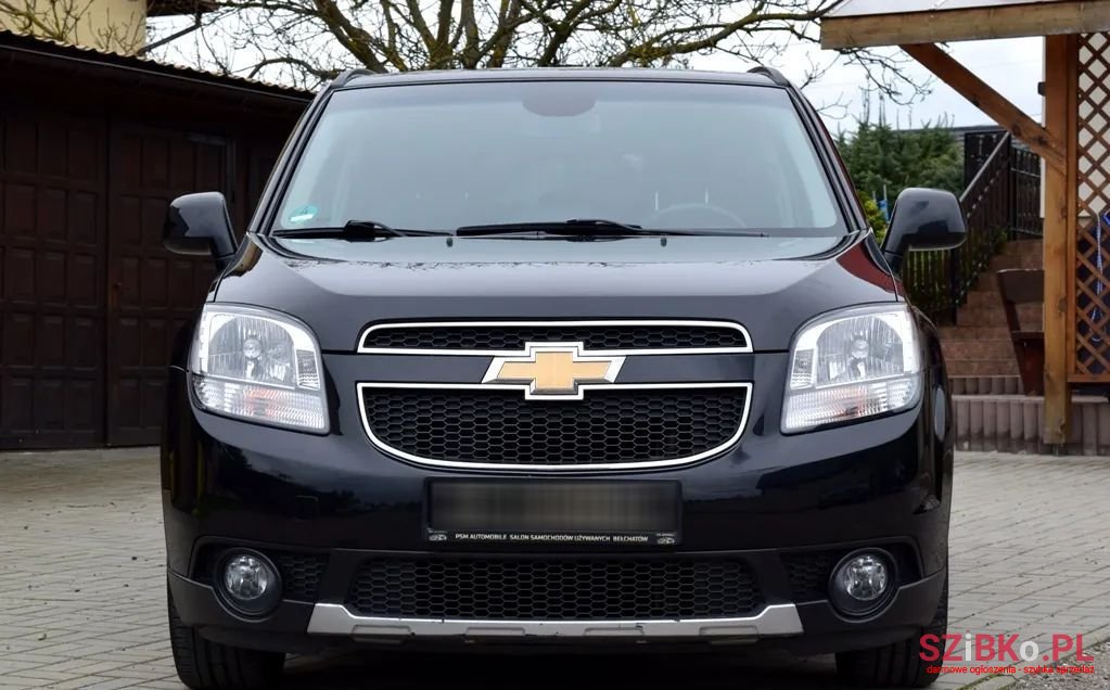 2011' Chevrolet Orlando photo #2