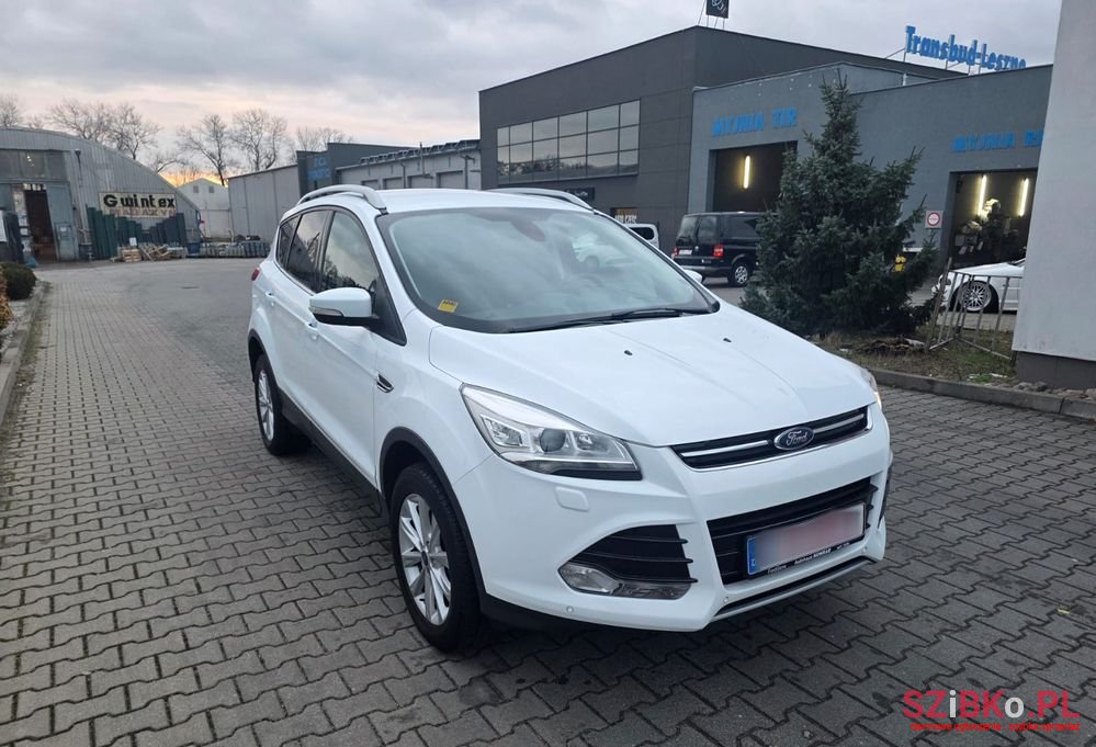 2015' Ford Kuga photo #2