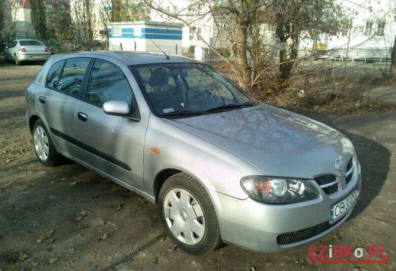 2003' Nissan Almera photo #1