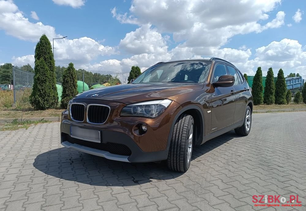 2009' BMW X1 Xdrive20D photo #1