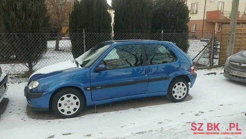 2001' Citroen Saxo photo #1